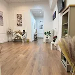 招待所 Cattaleya